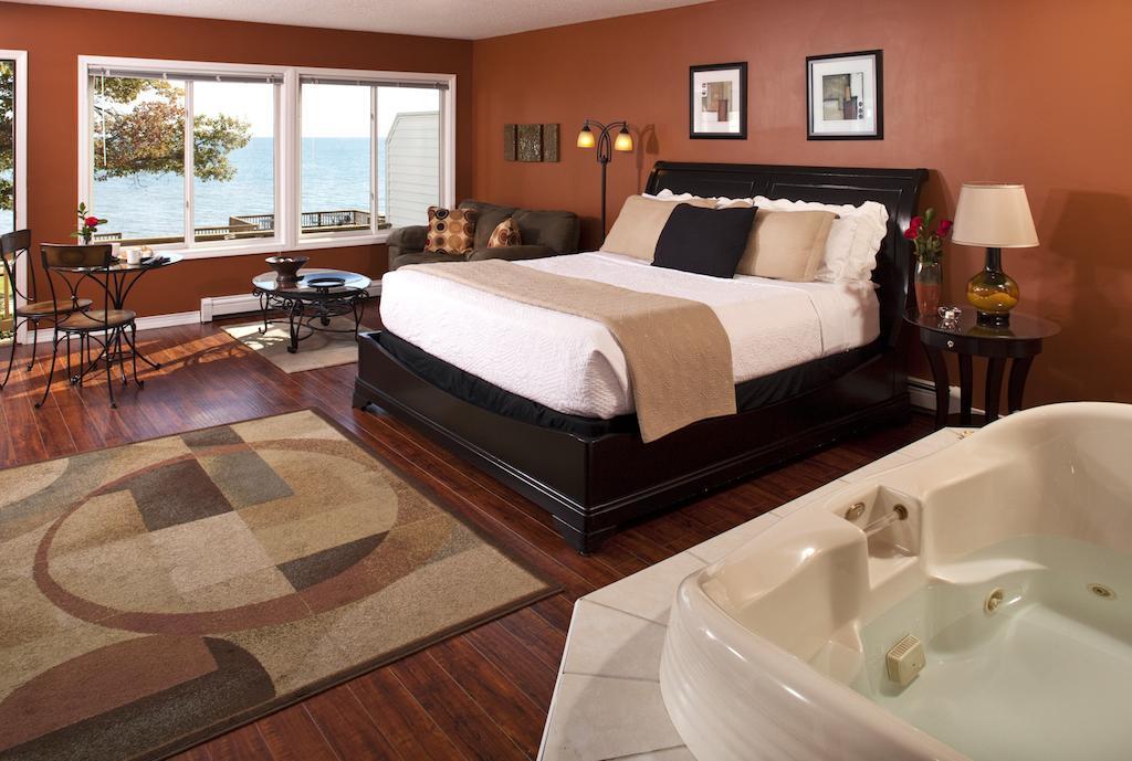 مبيت وإفطار Oscoda Huron House المظهر الخارجي الصورة