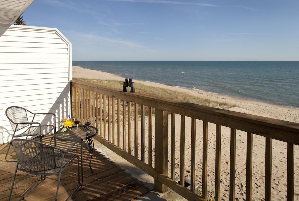 مبيت وإفطار Oscoda Huron House المظهر الخارجي الصورة