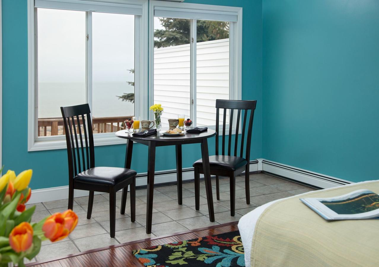 مبيت وإفطار Oscoda Huron House المظهر الخارجي الصورة