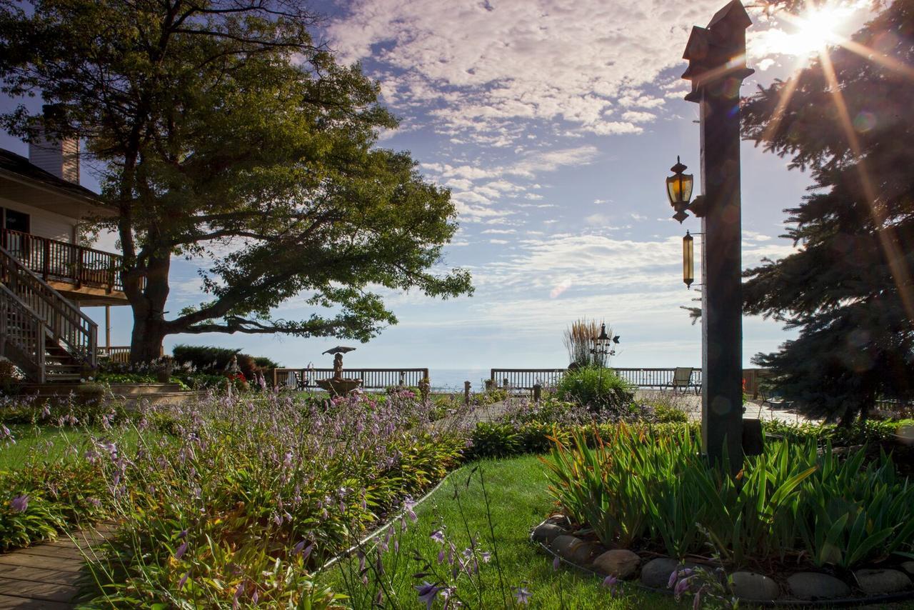 مبيت وإفطار Oscoda Huron House المظهر الخارجي الصورة