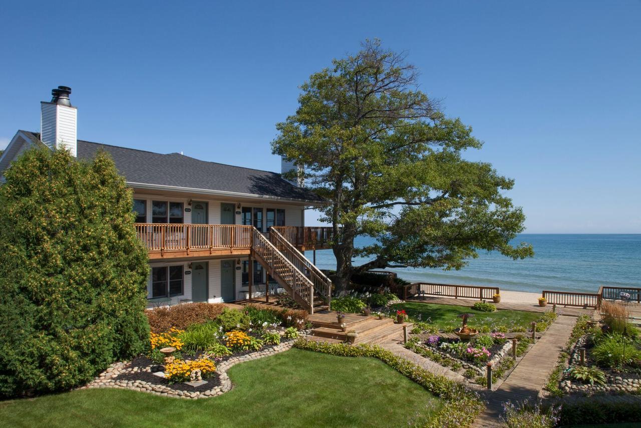 مبيت وإفطار Oscoda Huron House المظهر الخارجي الصورة